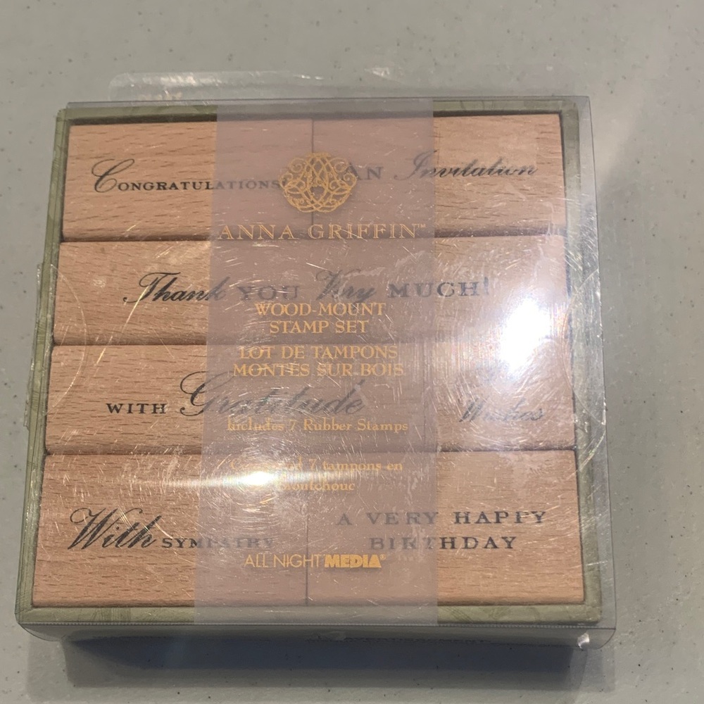 Anna Griffin Wood-Mount Stamp Set - Brown